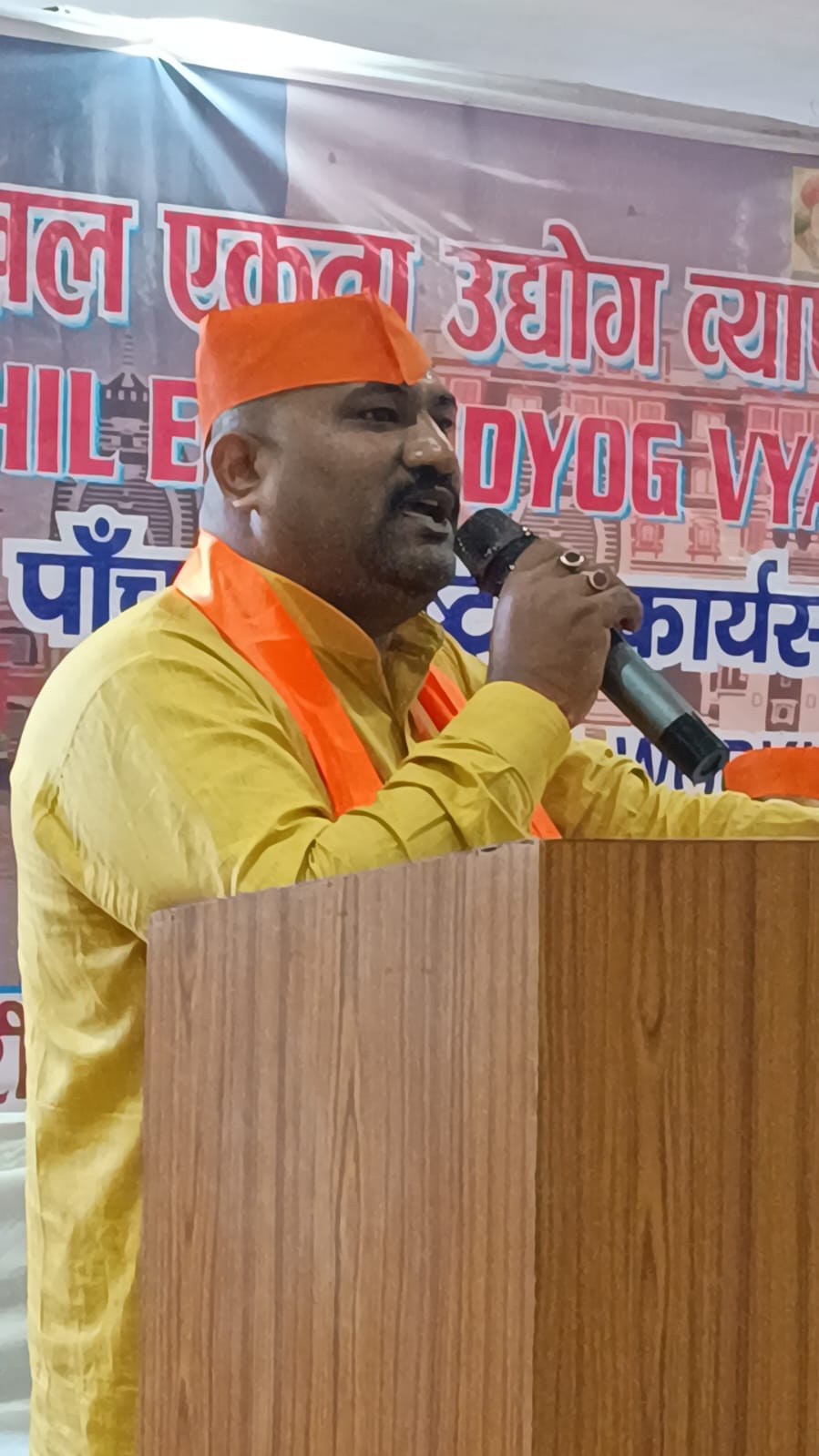 MR.SANJEEV JAISAWAL