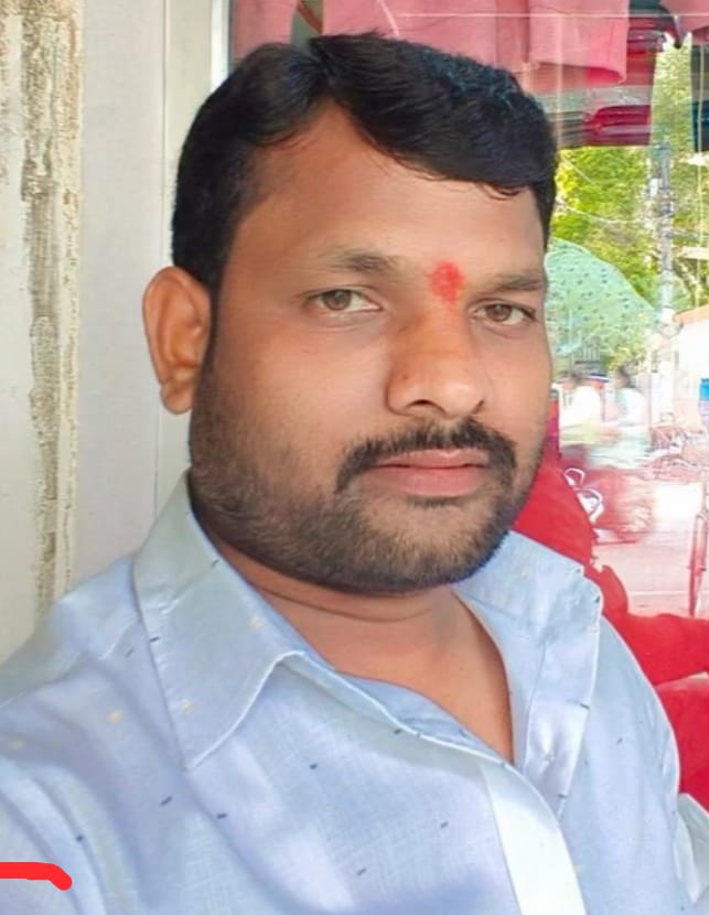 MR.RAMLAKHAN VISHVKARMA